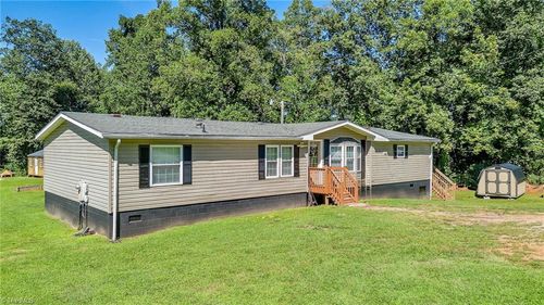 267 Uphill Ln, Boomer, NC, 28606-8239 | Card Image