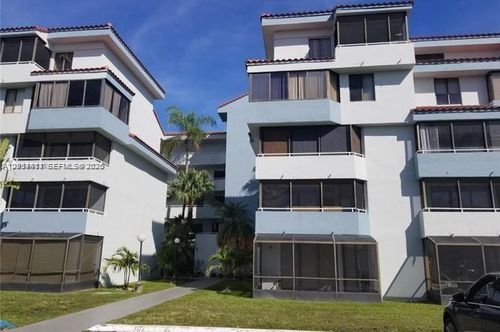 e-403-8255 Sw 152nd Ave, Miami, FL, 33193-4068 | Card Image