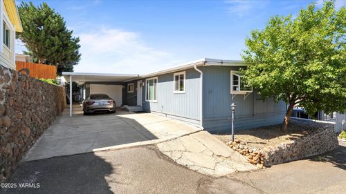 24-24 Leisure Hill Dr, Union Gap, WA, 98903-2142 | Card Image