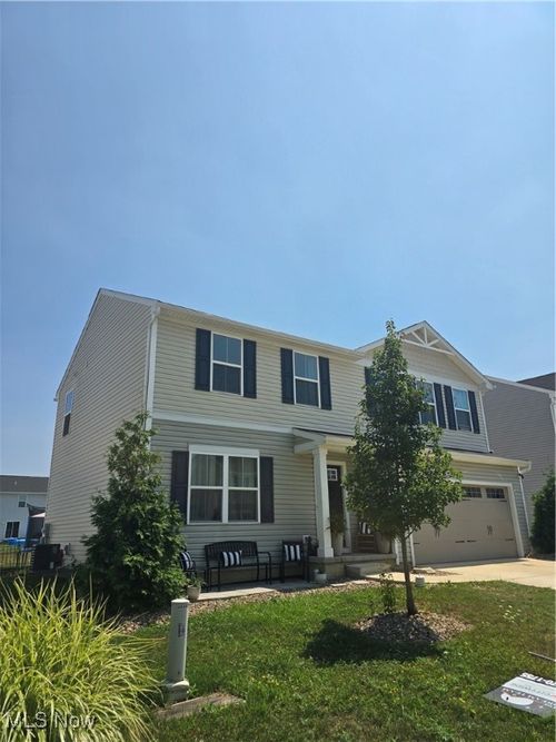 5249 Decker St, Barberton, OH, 44203-3910 | Card Image
