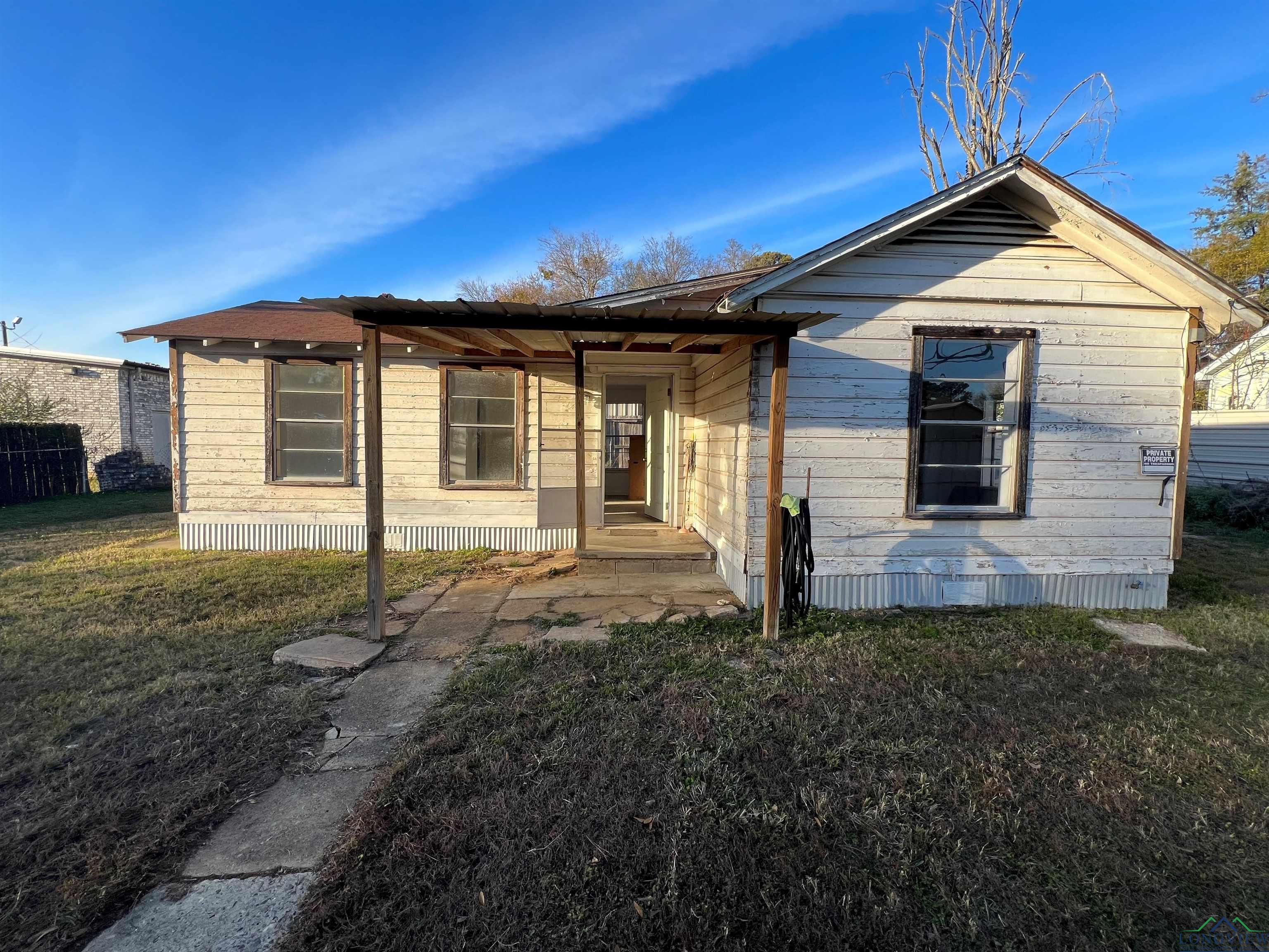Jefferson St, Longview, TX 75601