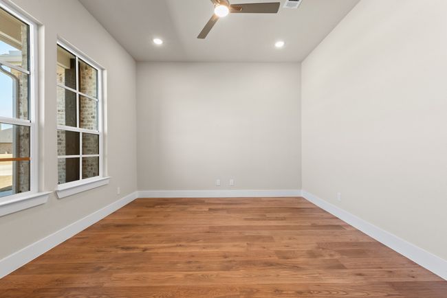 1040 Julian Dr, House other with 4 bedrooms, 3 bathrooms and null parking in Van Alstyne TX | Image 6
