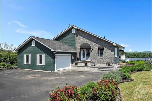 3020 Bay Rd, Alfred, ON, K0B1A0 | Card Image