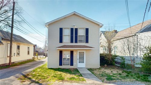 809 E Oak St, New Albany, IN, 47150-3241 | Card Image