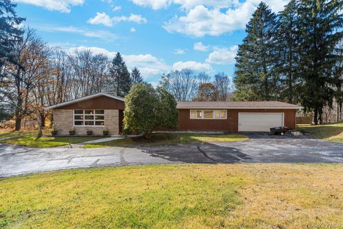 45 Baker Rd, East Fishkill, NY, 12533-5585 | Card Image