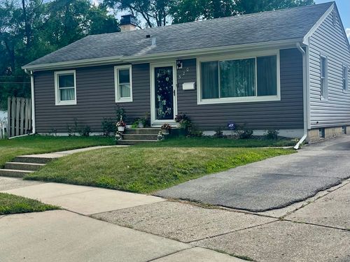 520 W Pleasure Ct, Aurora, IL, 60506-2813 | Card Image