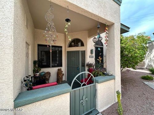 2372 W Via Di Silvio, Tucson, AZ, 85741-4204 | Card Image
