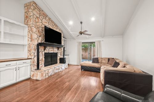 7574 Pennhill Dr, Baton Rouge, LA, 70817-5227 | Card Image