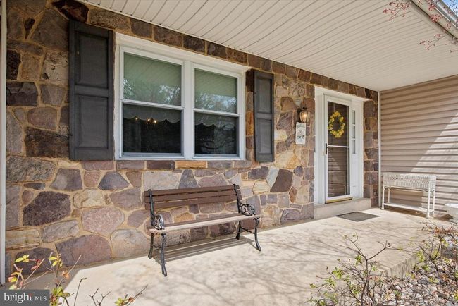 720 Vance Dr, House other with 4 bedrooms, 3 bathrooms and null parking in GLENSIDE PA | Image 4