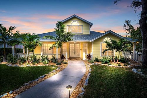 266 Florida Blvd, Crystal Beach, FL, 34681 | Card Image