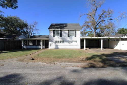 401 E 5th St, Sweeny, TX, 77480-2503 | Card Image