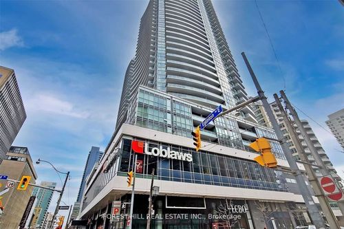 301-98 Lillian St, Toronto, ON, M4S0A5 | Card Image