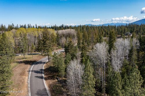 2 W Solid Rock Rd, Coeur d'Alene, ID, 83814 | Card Image