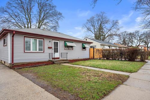 5863 N 62nd Street, Milwaukee, WI, 53218 | Card Image