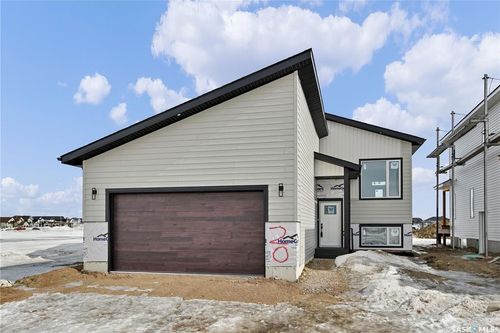 220 Veterans Dr, Warman, SK, S0K4S5 | Card Image