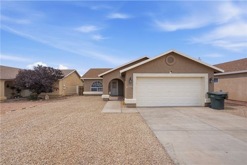 2843 Phoenix Ave, Kingman, AZ, 86401-6326 | Card Image