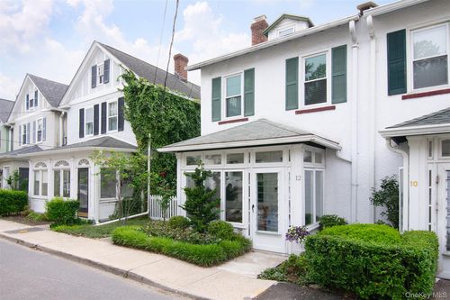 12 Grinnell St, Irvington, NY, 10533-1708 | Card Image