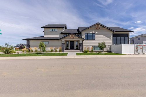 648 Sixmile Cres S, Lethbridge, AB, T1K8G4 | Card Image