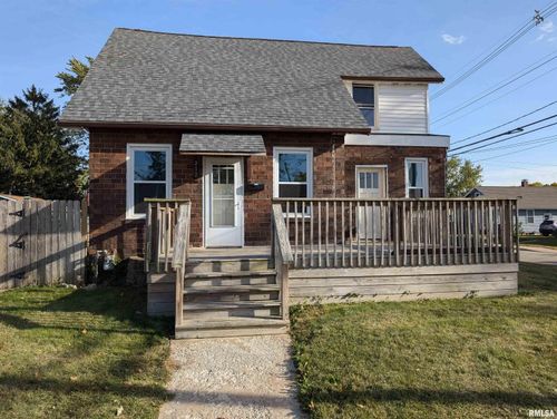 212 S 5th Ave, Morton, IL, 61550-2146 | Card Image