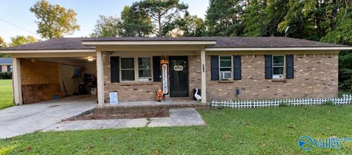 137 Wilhite Rd, Falkville, AL, 35622-7482 | Card Image