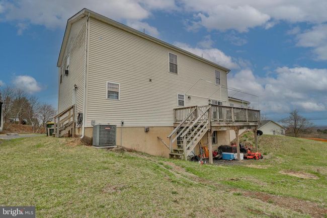 6295 Venture Ct, House other with 4 bedrooms, 4 bathrooms and null parking in Slatington PA | Image 60