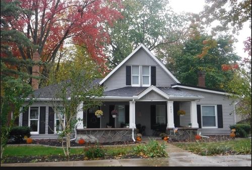 207 S Henry St, Milford, IN, 46542-9336 | Card Image