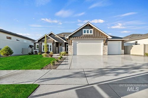 857 W Tall Prairie Dr, Meridian, ID, 83642-8950 | Card Image