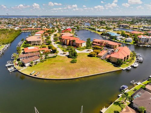 3339 Purple Martin Dr, PUNTA GORDA, FL, 33950-6660 | Card Image