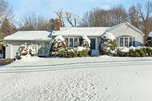 1573 Bridge St, Dracut, MA, 01826-2614 | Card Image