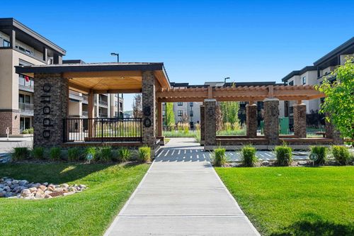 3308-80 Greenbriar Pl Nw, Calgary, AB, T3B6J4 | Card Image