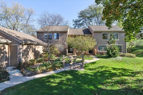 a-746A Oak Hill Road, Lake Barrington, IL, 60010 | Card Image