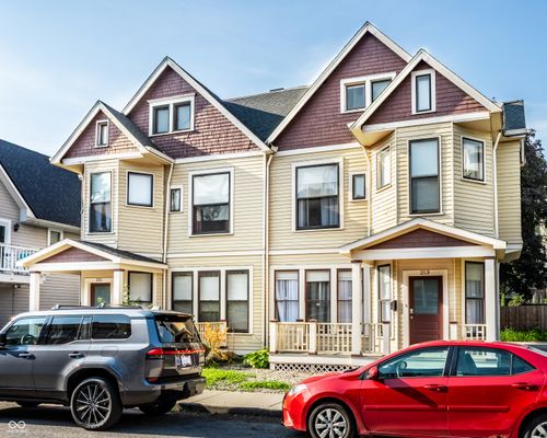 213 E 15th St, Indianapolis, IN, 46202-2514 | Card Image