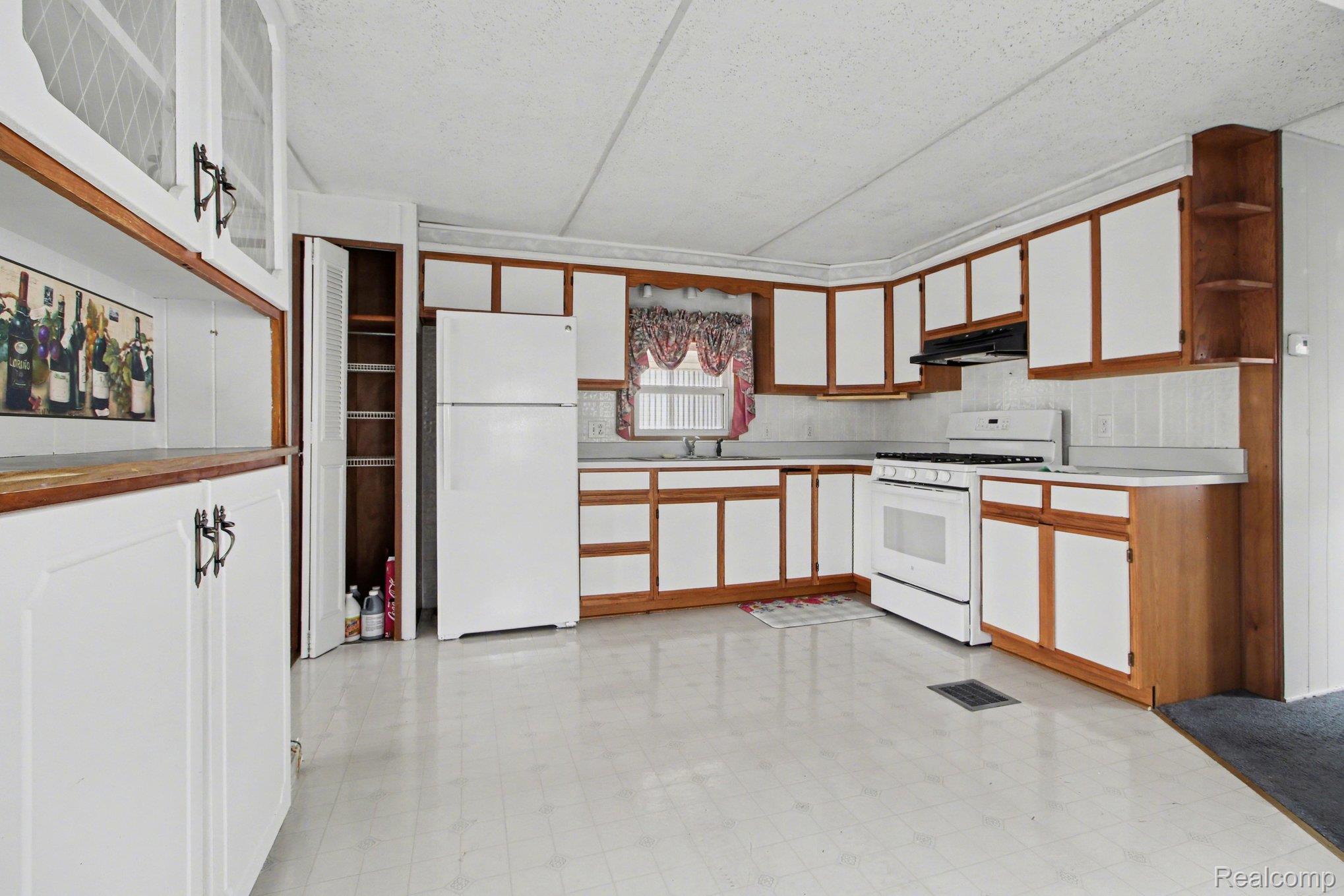 Residential in Canton Charter Township 5