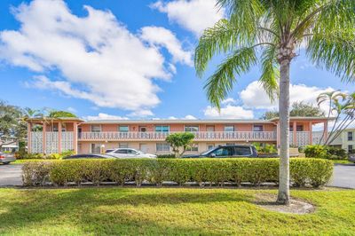 204 - 1341 Nw 20th Avenue, Condo with 2 bedrooms, 2 bathrooms and null parking in Delray Beach FL | Image 2