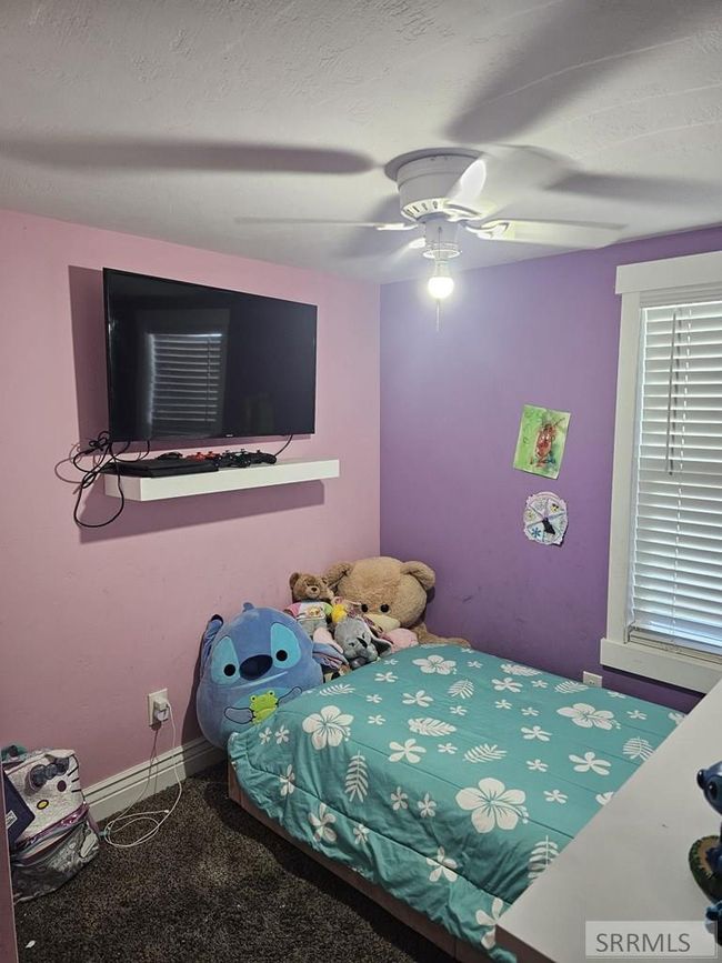 2146 Pine Tree Cir, House other with 3 bedrooms, 2 bathrooms and null parking in Idaho Falls ID | Image 15