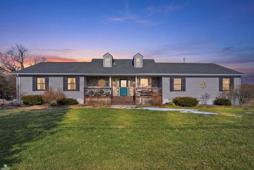 9890 Gratiot Ave, Columbus, MI, 48063-4122 | Card Image