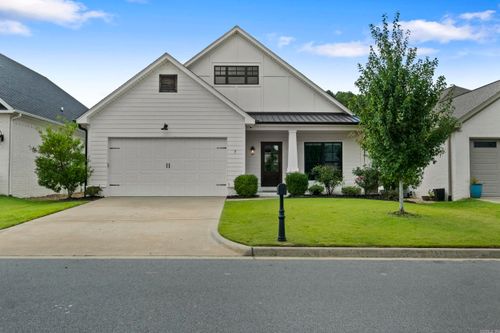 7 Crosswood Ct, Little Rock, AR, 72223-8016 | Card Image