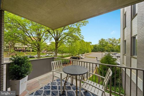 2-205-8315 N Brook Ln, BETHESDA, MD, 20814-2666 | Card Image