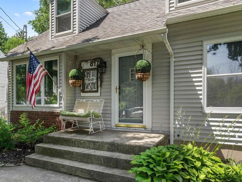 817 S 15th Avenue, STURGEON BAY, WI, 54235 | Card Image