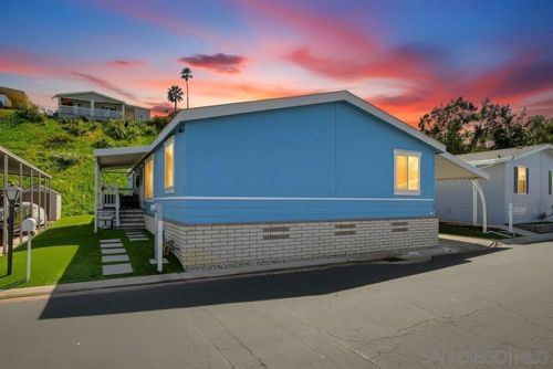 spc-33-9100 Single Oak Dr, Lakeside, CA, 92040-4501 | Card Image