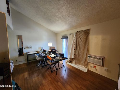 2450 Lymbery St, Reno, NV, 89509-4031 | Card Image