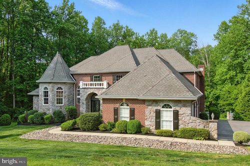 1002 Covington Way, Annapolis, MD, 21401-6496 | Card Image