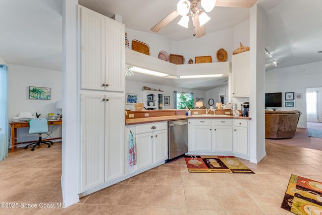 235 Randle Ave, House other with 3 bedrooms, 2 bathrooms and null parking in Oak Hill FL | Image 10