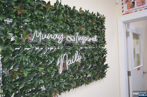 310 Main St, West Orange, NJ, 07052-5628 | Card Image