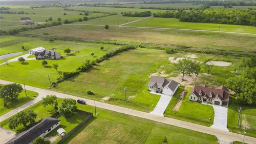 913 Buffalo Trail, Angleton, TX, 77516 | Card Image