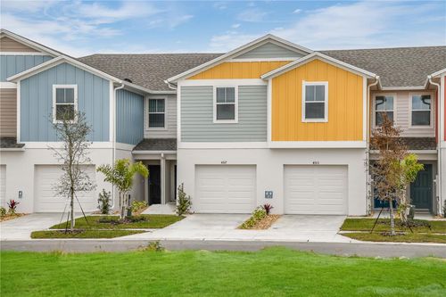 3719 King Hill Dr, HAINES CITY, FL, 33844-9370 | Card Image