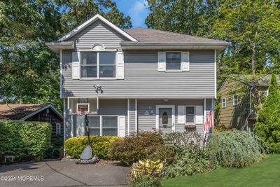 187 Delaware Avenue, House other with 4 bedrooms, 2 bathrooms and null parking in Atlantic Highlands NJ | Image 2