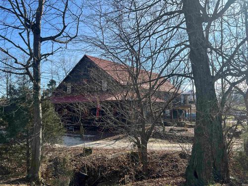 5770 N 300 East Road, Dubois, IN, 47527 | Card Image