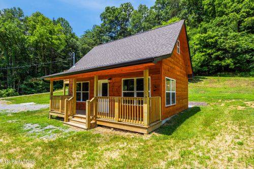 830 Hembree Hollow Rd, Townsend, TN, 37882-3422 | Card Image