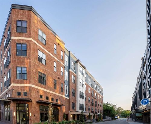 107-99 Foundry Pl, Portsmouth, NH, 03801 | Card Image